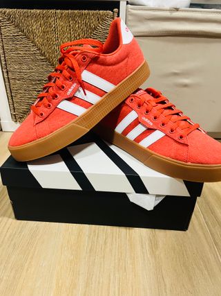 Adidas Daily 3.0 Talla 44 Nuevas