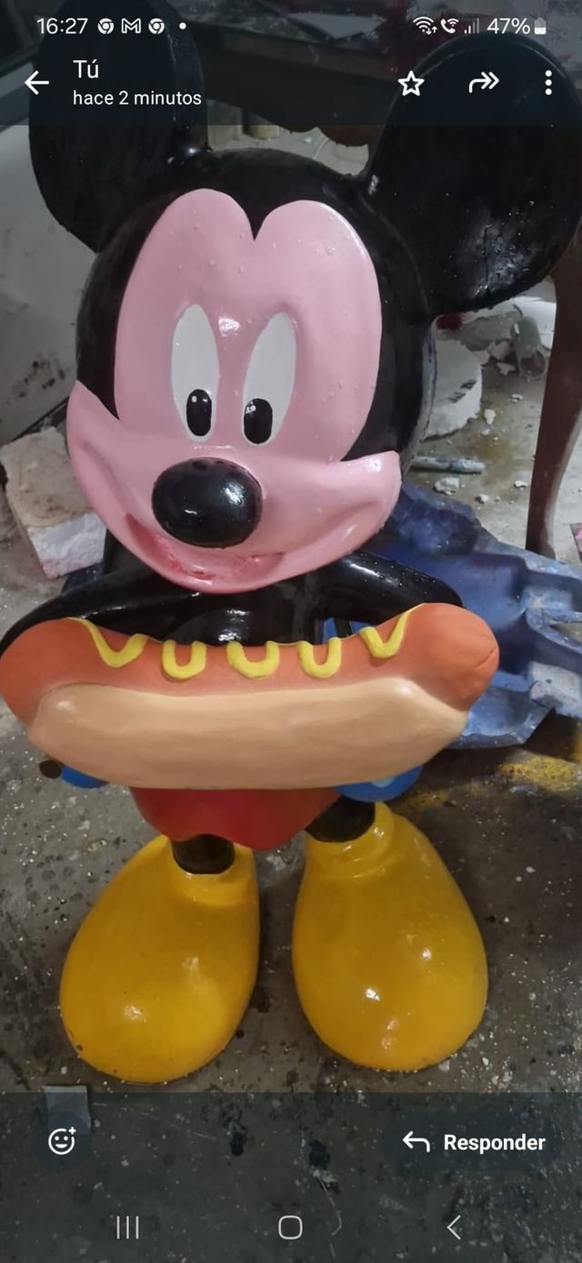 Figura Mickey Mouse con Perrito Caliente