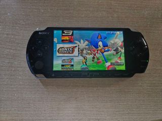 Sony PSP 3000 Negra + Cargador y Tarjeta