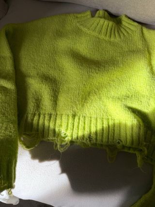 Jersey Zara verde lima desgastado