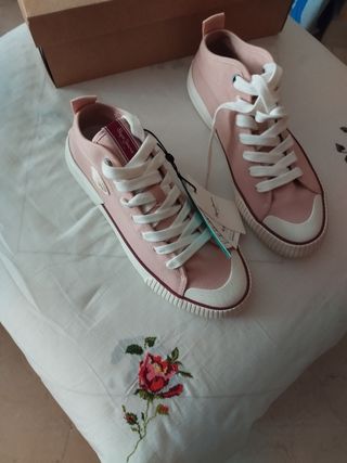 Zapatillas Pepe Jeans rosas y blancas