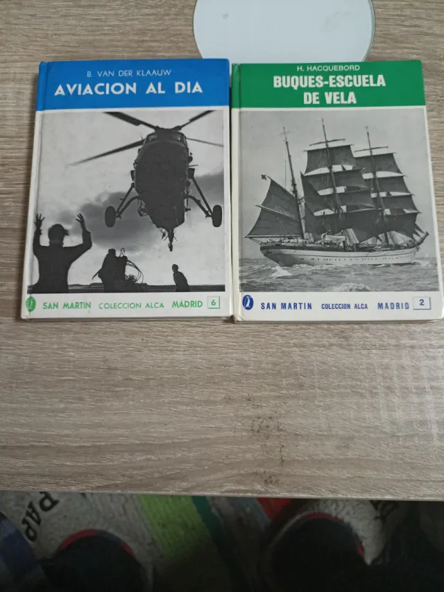 Libros Antiguos De Aviación Y Buques Escuela
