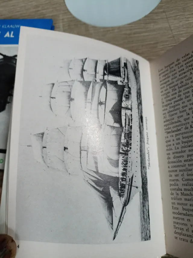 Libros Antiguos De Aviación Y Buques Escuela