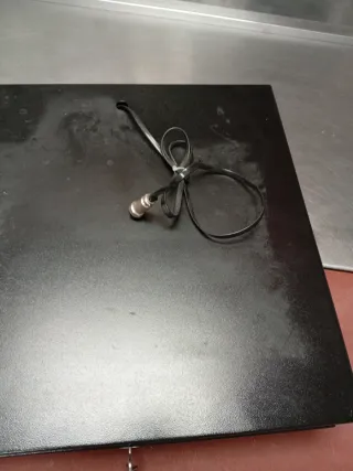 Cajón metálico para tienda