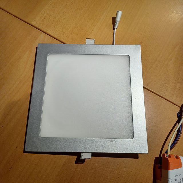 Plafão LED Embutido Quadrado