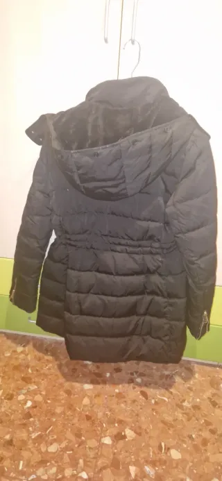 Chaqueta plumífero, rellena con pluma de pato.