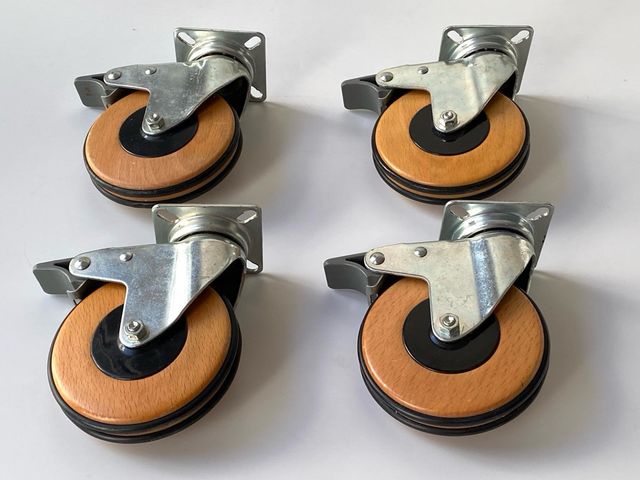 4 Ruote in legno per mobili