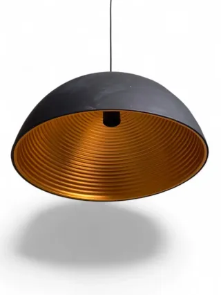 Lampadario moderno metallo nero e oro