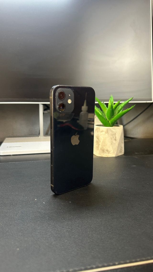 iPhone 12 100% Batería