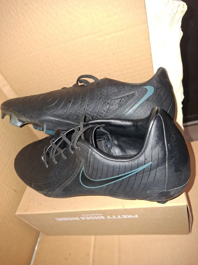 Botas de fútbol Nike Phantom GX 2 *NEGOCIABLE*