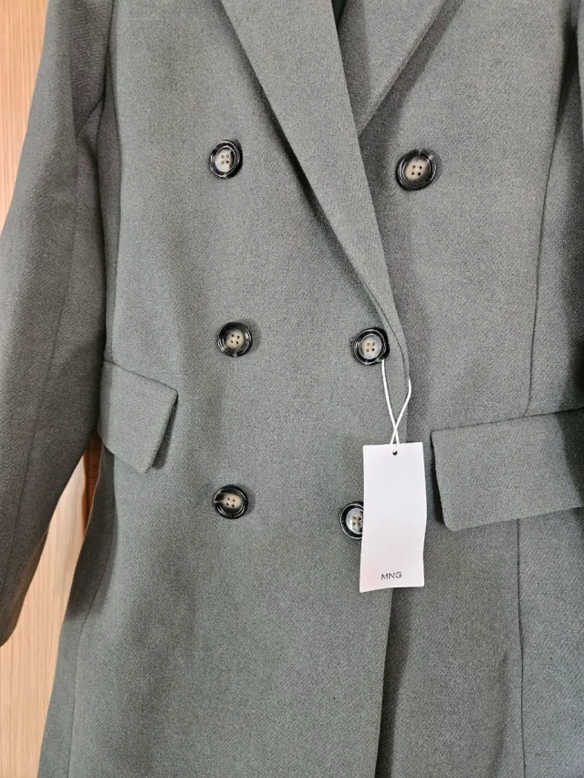 Abrigo Mango verde oliva doble botonadura