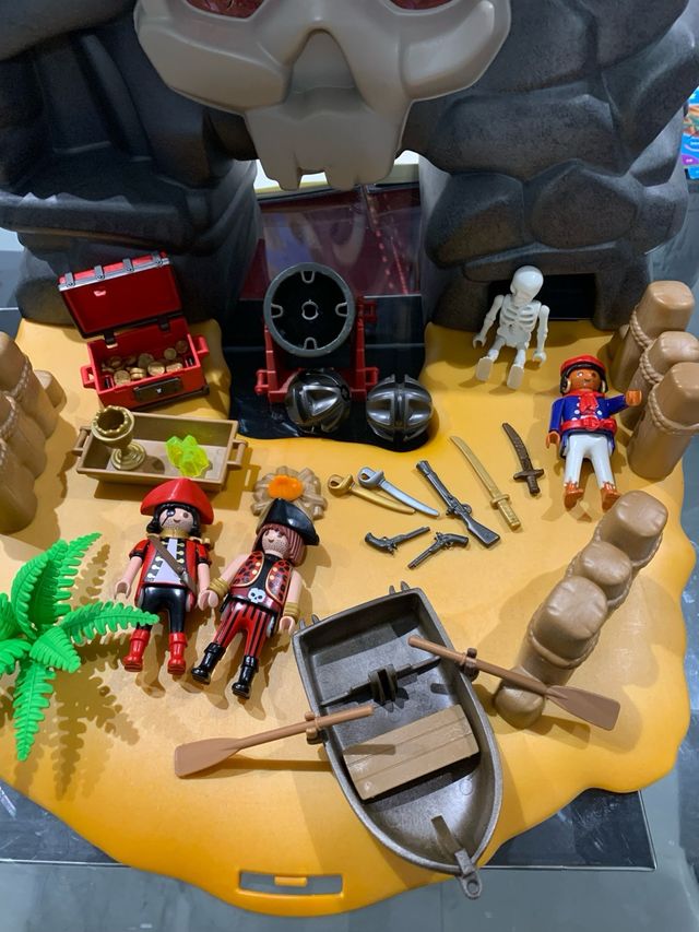 Playmobil Cueva Calavera Piratas