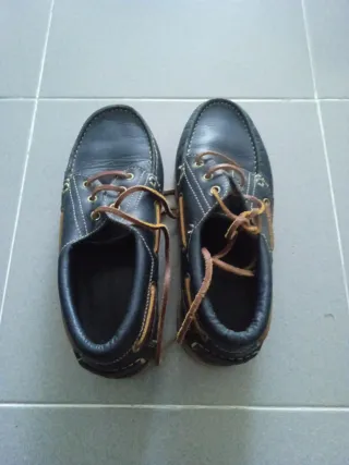 Náuticos de hombre de piel nuevos,