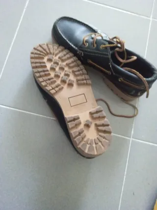 Náuticos de hombre de piel nuevos,