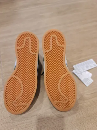 Adidas Campus Verdes Talla 39 1/3 Nuevas