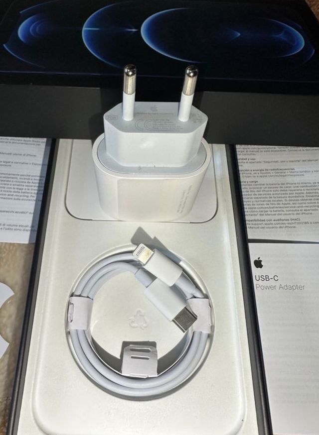 Carregador iPhone 20W + Cabo USB-C