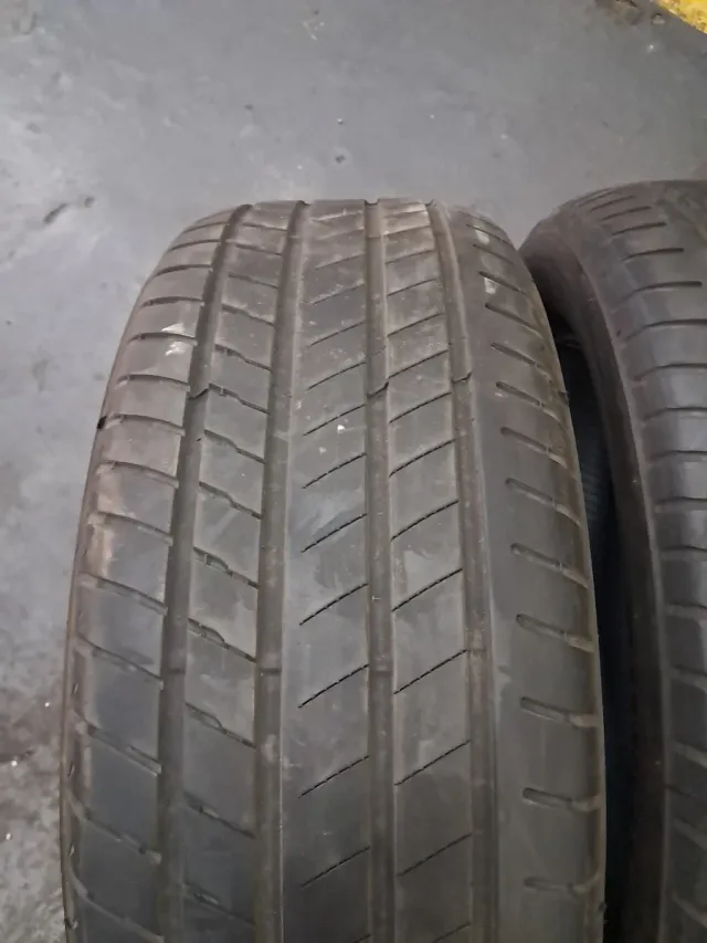 Neumáticos 245/50/19