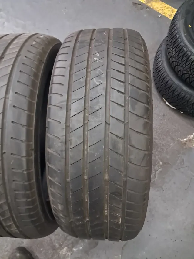 Neumáticos 245/50/19
