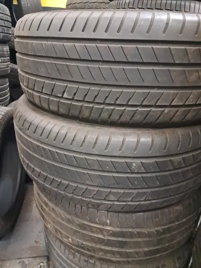 Neumáticos 245/50/19