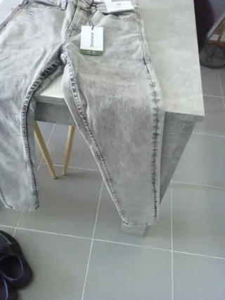 Vaqueros Skinny con etiqueta