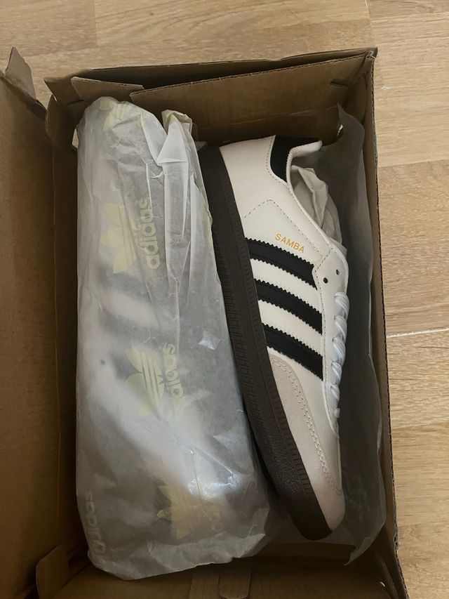 Adidas Samba Blancas y Negras