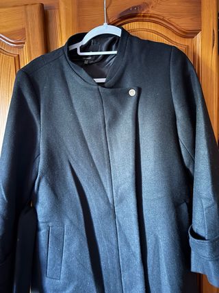 Abrigo negro elegante