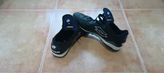 Botas de fútbol Lotto multitaco
