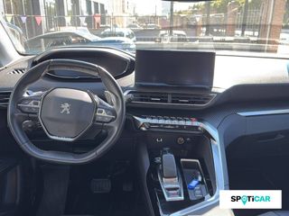 Peugeot 3008  225 e-EAT8 Allure