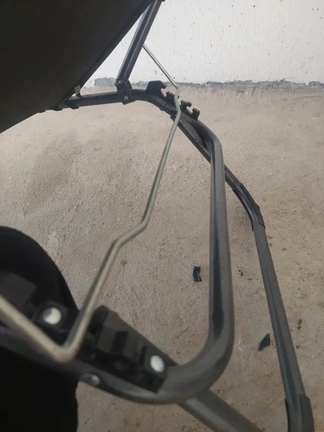 Tumbona plegable negra y gris