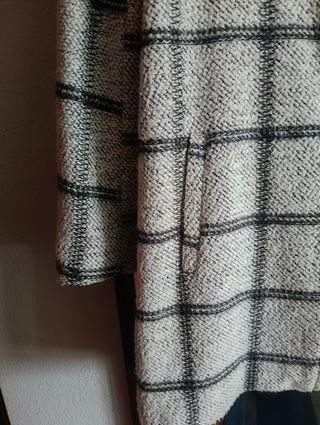 Abrigo Stradivarius cuadros mujer