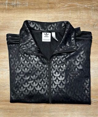 Sudaderas y Bañador Adidas