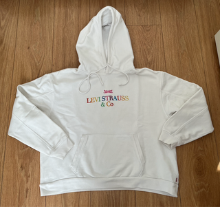 Sudadera Levi's Blanca con Logo Multicolor
