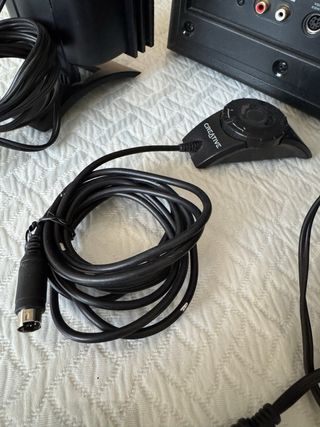 Sistema de Altavoces Creative Inspire 2.1