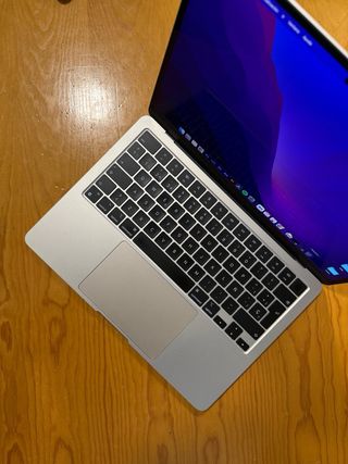 MacBook Air 13 M3 24GB RAM 1TB