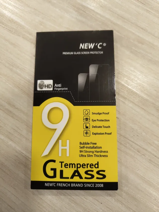 4 Protetores de Tela para iPhone 16 NEW'C