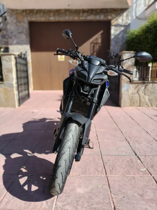 YAMAHA MT 125 ABS