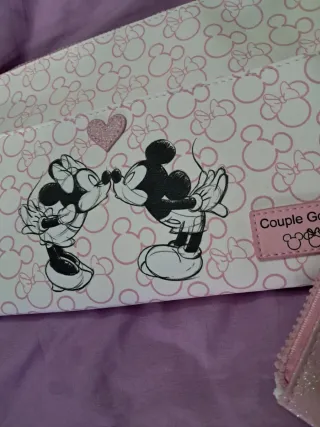 Neceser Minnie Mouse ,con otro neceser en bolsillo