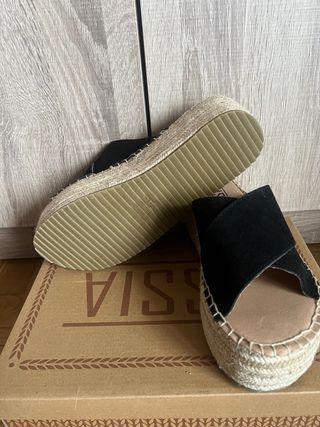 Sandalias Kissia Negras Plataforma