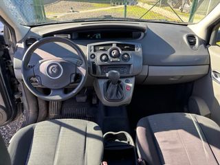 Renault Scenic automatica etiqueta C