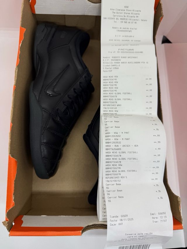 WMNS Nike T90 (Total 90 III). talla 38.5 Black