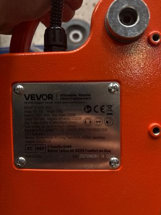 Taladro magnético VEVOR naranja