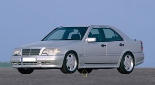 2 Tapas Estribo Mercedes W202