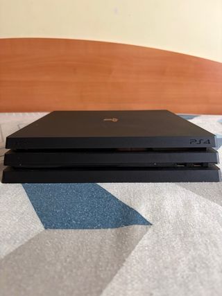 Consola PS4 Pro Negra