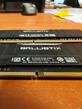 RAM Crucial Ballistix RGB 3200MHz DDR4. 2x 16 GB