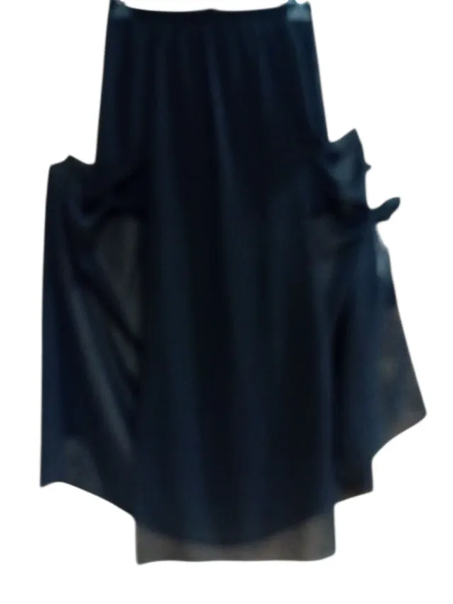 Gonna corta sotto e lunga trasparente nera