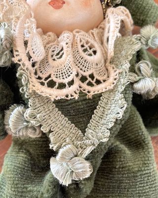 Bambola Pierrot Porcellana Vintage Verde '90.