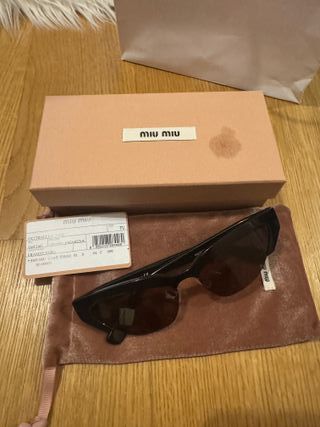 Occhiali da sole Miu Miu