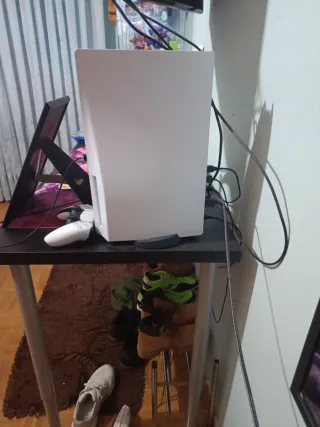 Consola Sony PS5 Blanca + Mando de 1 tb con lector