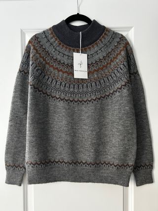 Jersey estilo nórdico gris