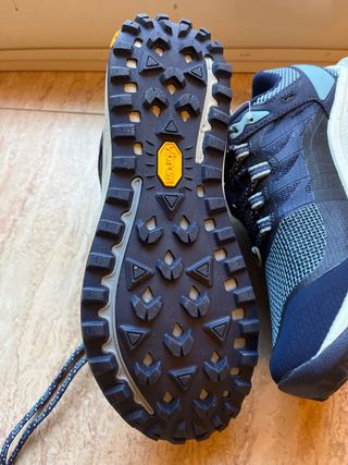 Merrell Antora 3 Talla 37.5 Mujer